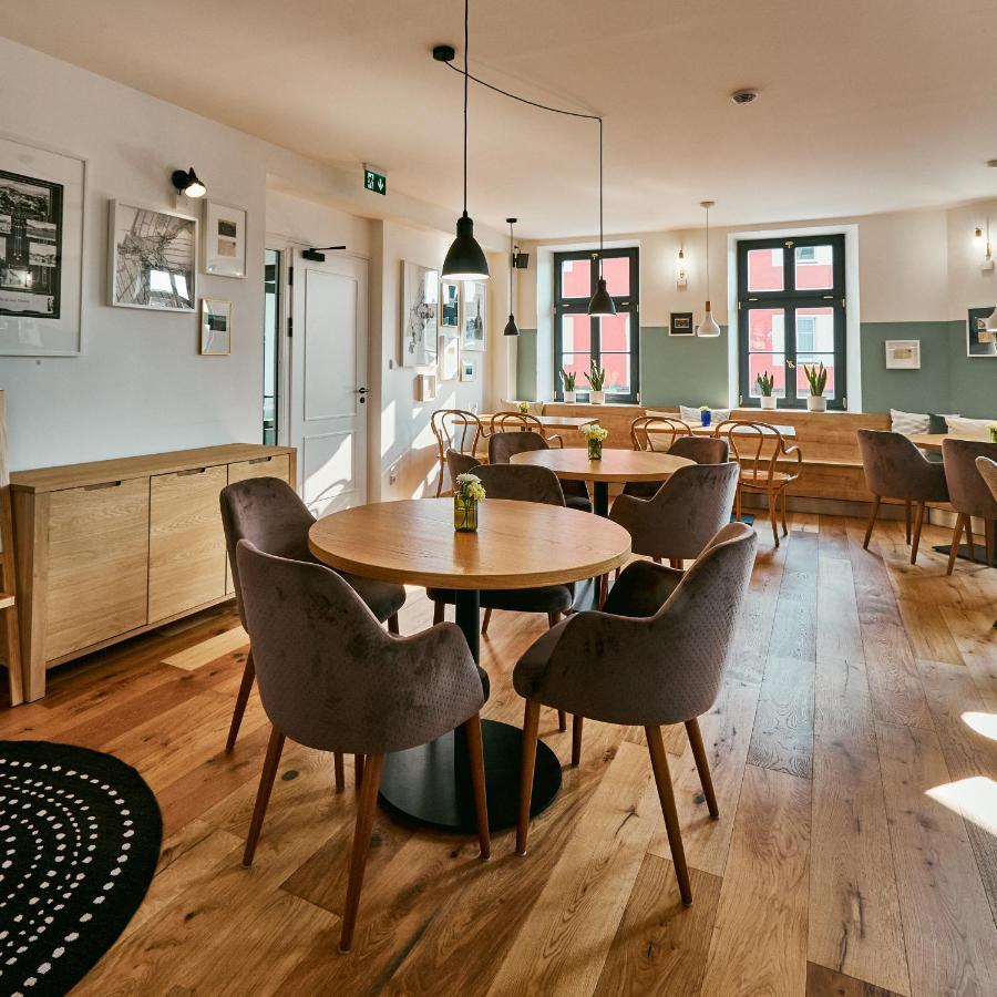 Osecna Hotel A Hostinec Slunce מראה חיצוני תמונה
