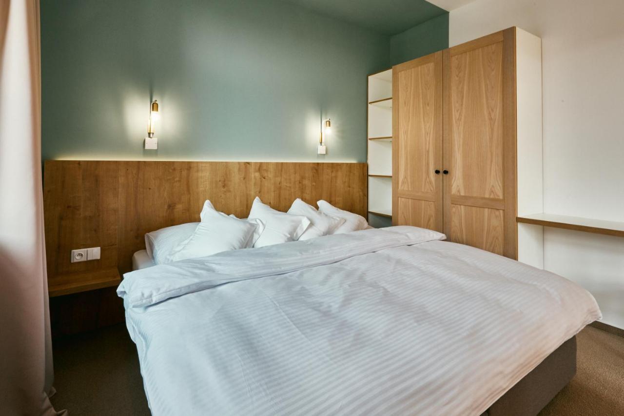 Osecna Hotel A Hostinec Slunce מראה חיצוני תמונה