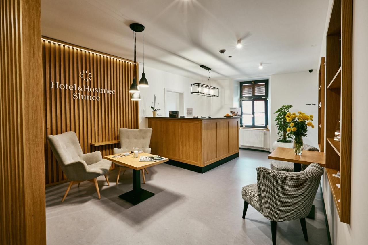 Osecna Hotel A Hostinec Slunce מראה חיצוני תמונה